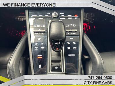 2019 Porsche Cayenne   - Photo 21 - Panorama City, CA 91402