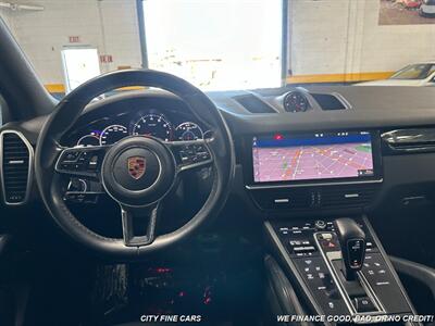 2019 Porsche Cayenne   - Photo 17 - Panorama City, CA 91402