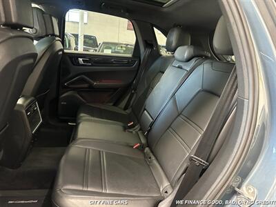 2019 Porsche Cayenne   - Photo 25 - Panorama City, CA 91402