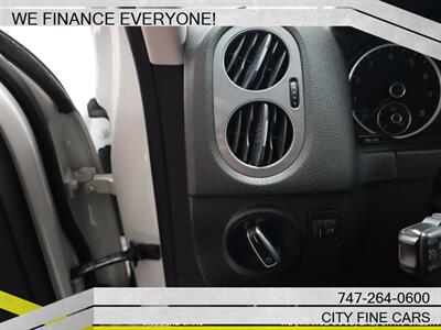 2015 Volkswagen Tiguan R-Line 4Motion   - Photo 16 - Panorama City, CA 91402
