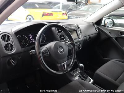 2015 Volkswagen Tiguan R-Line 4Motion   - Photo 14 - Panorama City, CA 91402