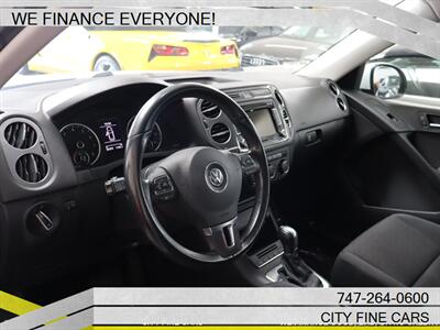 2015 Volkswagen Tiguan R-Line 4Motion   - Photo 14 - Panorama City, CA 91402