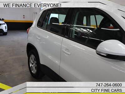 2015 Volkswagen Tiguan R-Line 4Motion   - Photo 10 - Panorama City, CA 91402
