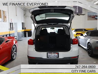 2015 Volkswagen Tiguan R-Line 4Motion   - Photo 23 - Panorama City, CA 91402
