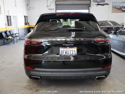 2019 Porsche Cayenne   - Photo 8 - Panorama City, CA 91402