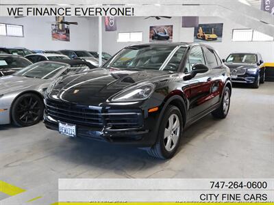 2019 Porsche Cayenne   - Photo 2 - Panorama City, CA 91402