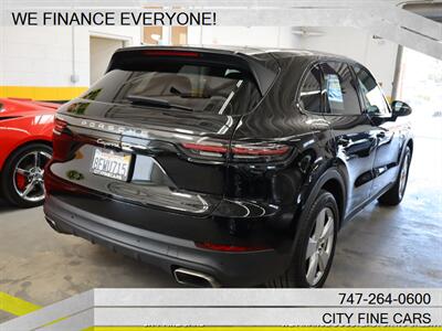 2019 Porsche Cayenne   - Photo 9 - Panorama City, CA 91402