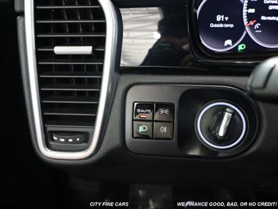 2019 Porsche Cayenne   - Photo 16 - Panorama City, CA 91402