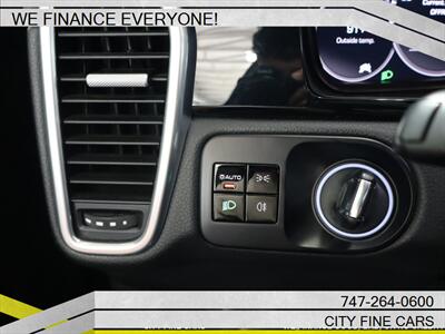 2019 Porsche Cayenne   - Photo 16 - Panorama City, CA 91402