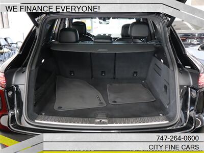 2019 Porsche Cayenne   - Photo 30 - Panorama City, CA 91402