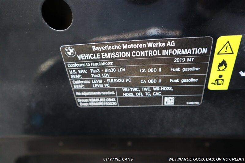 2019 BMW 330i - Photo 32 - Panorama City, CA 91402