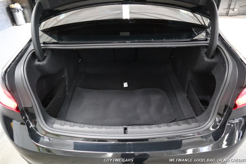 2019 BMW 330i - Photo 28 - Panorama City, CA 91402