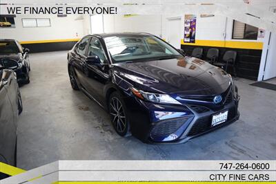 2021 Toyota Camry Hybrid SE   - Photo 13 - Panorama City, CA 91402