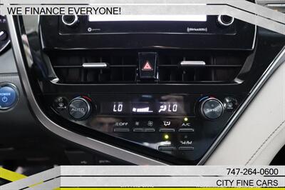 2021 Toyota Camry Hybrid SE   - Photo 20 - Panorama City, CA 91402