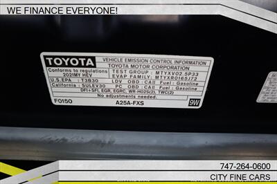 2021 Toyota Camry Hybrid SE   - Photo 30 - Panorama City, CA 91402