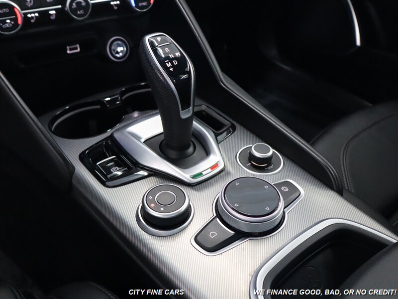 2023 Alfa Romeo Giulia Ti - Photo 25 - Panorama City, CA 91402