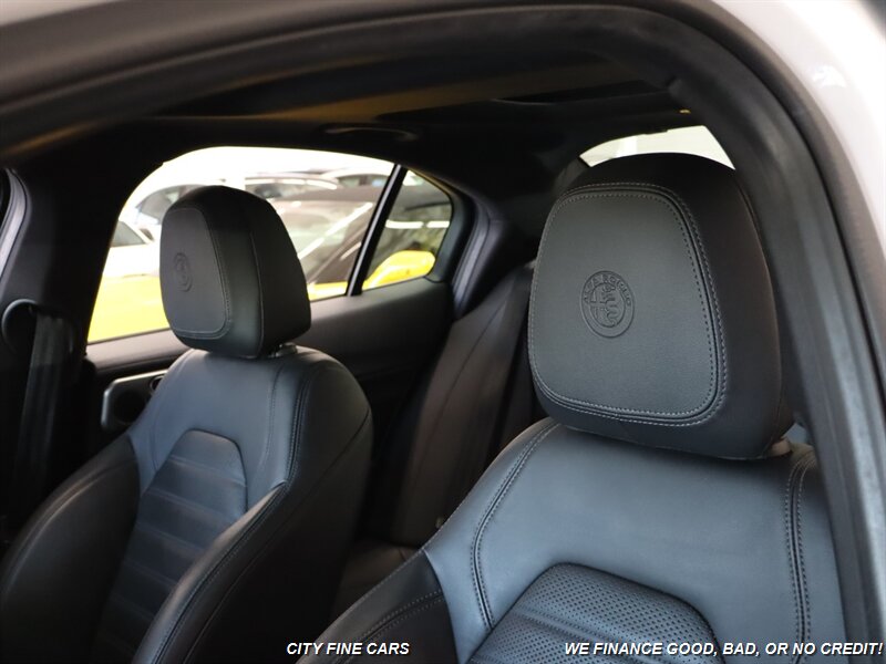 2023 Alfa Romeo Giulia Ti - Photo 30 - Panorama City, CA 91402