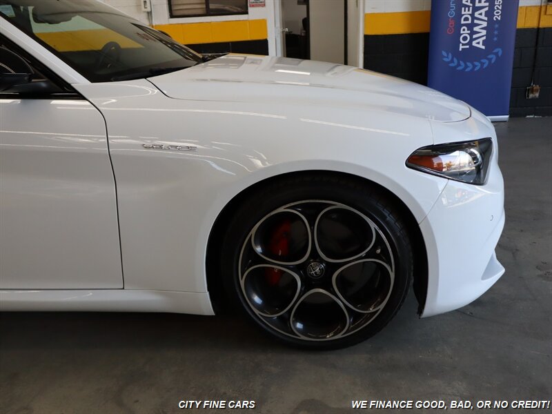 2023 Alfa Romeo Giulia Ti - Photo 12 - Panorama City, CA 91402