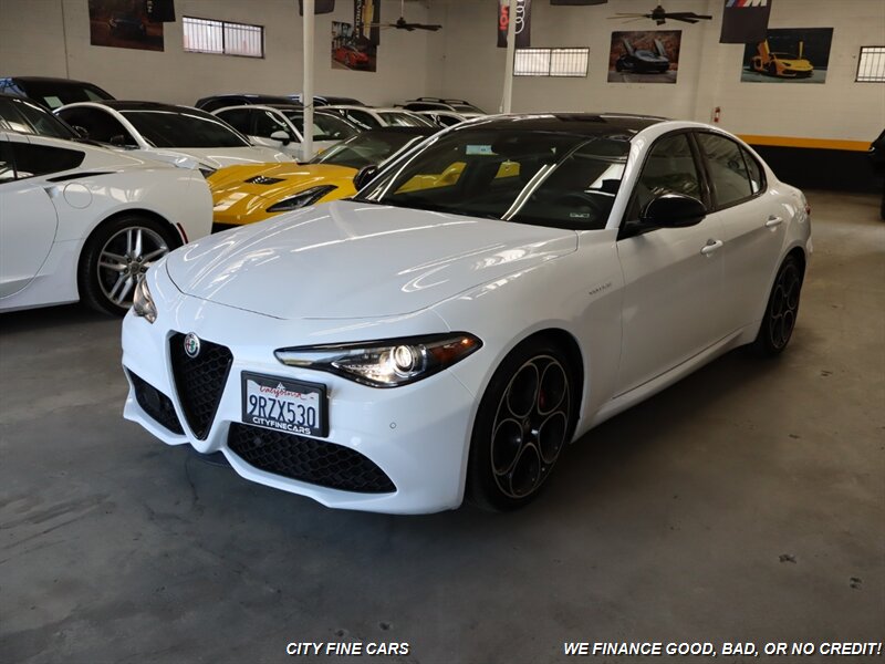 2023 Alfa Romeo Giulia Ti - Photo 2 - Panorama City, CA 91402