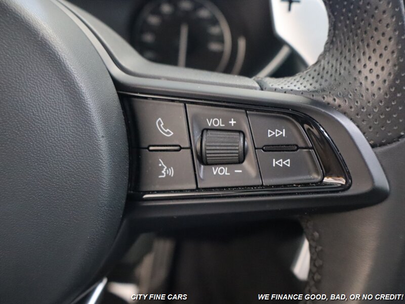 2023 Alfa Romeo Giulia Ti - Photo 19 - Panorama City, CA 91402