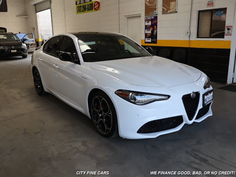 2023 Alfa Romeo Giulia Ti - Photo 13 - Panorama City, CA 91402