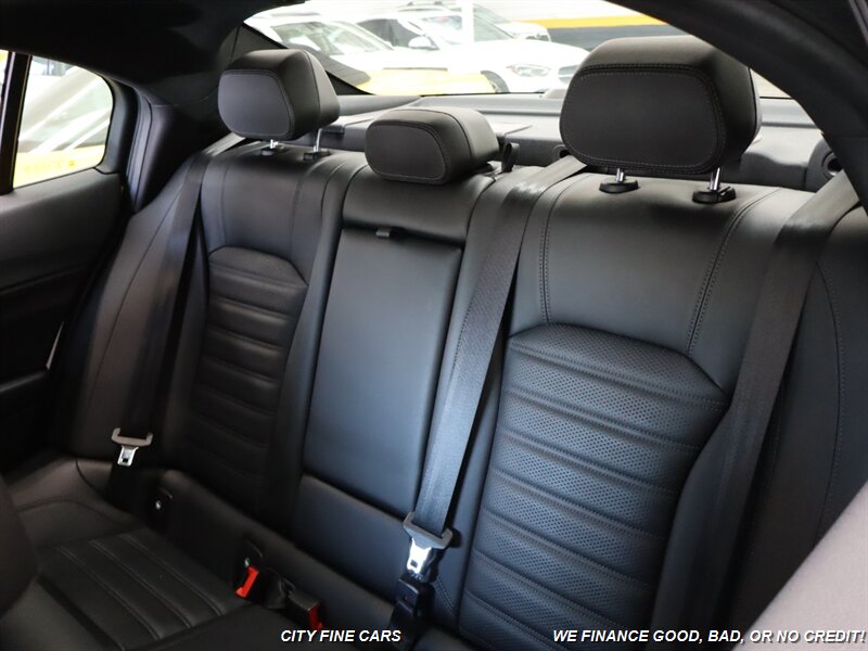 2023 Alfa Romeo Giulia Ti - Photo 31 - Panorama City, CA 91402