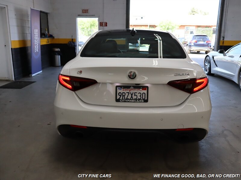 2023 Alfa Romeo Giulia Ti - Photo 8 - Panorama City, CA 91402