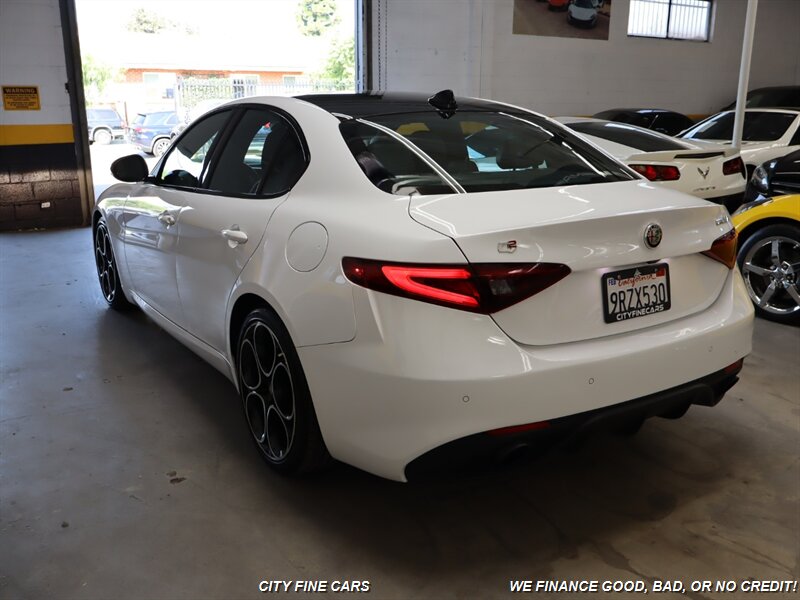 2023 Alfa Romeo Giulia Ti - Photo 7 - Panorama City, CA 91402