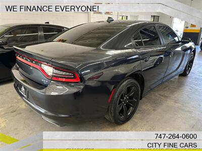 2016 Dodge Charger SXT   - Photo 8 - Panorama City, CA 91402