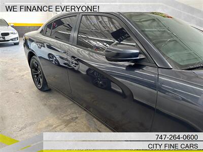 2016 Dodge Charger SXT   - Photo 11 - Panorama City, CA 91402