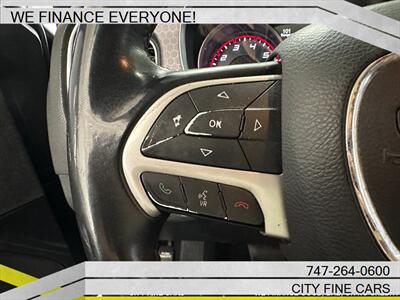 2016 Dodge Charger SXT   - Photo 16 - Panorama City, CA 91402