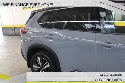 2022 Nissan Rogue Platinum - Photo 11 - Panorama City, CA 91402