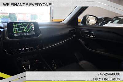 2022 Nissan Rogue Platinum - Photo 19 - Panorama City, CA 91402