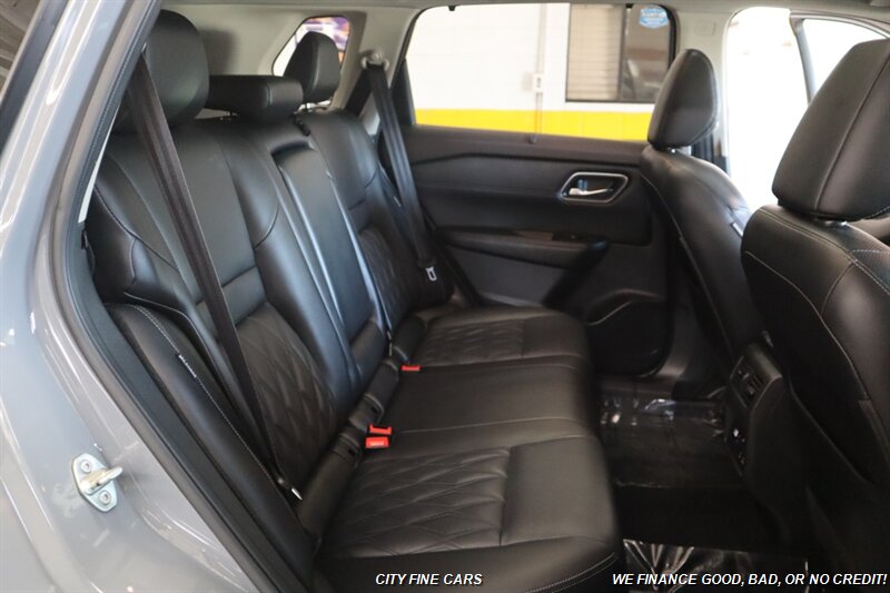 2022 Nissan Rogue Platinum - Photo 37