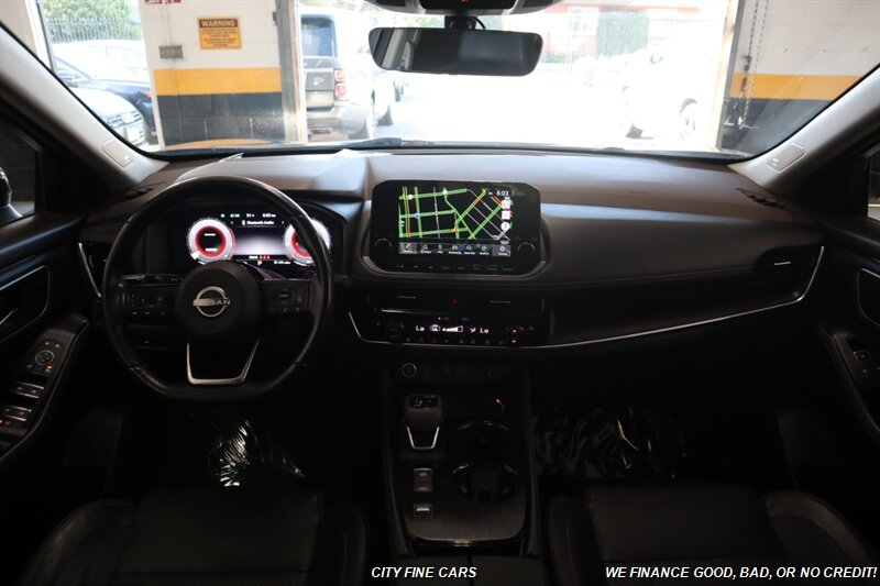 2022 Nissan Rogue Platinum - Photo 17