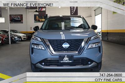 2022 Nissan Rogue Platinum - Photo 2 - Panorama City, CA 91402