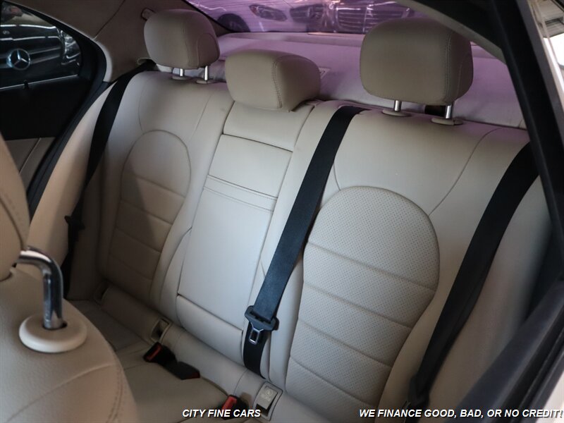 2017 Mercedes-Benz C 300   - Photo 27 - Panorama City, CA 91402
