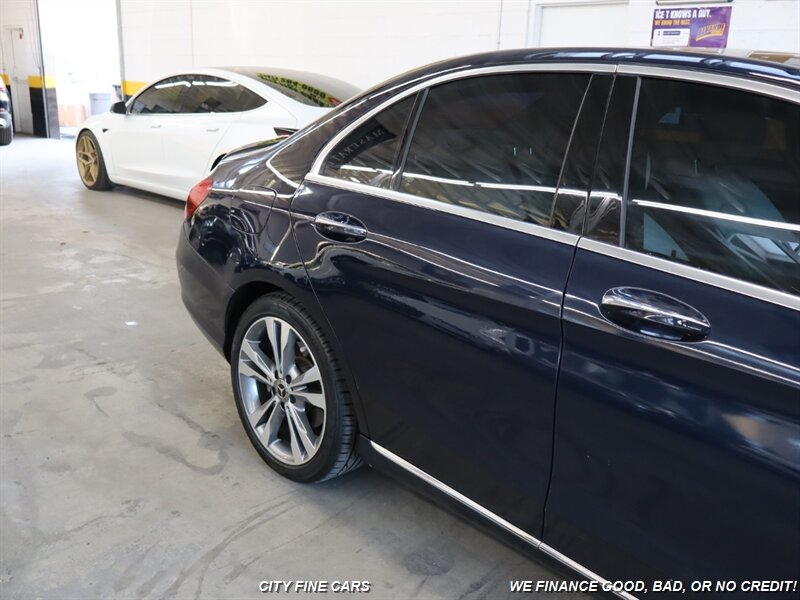 2017 Mercedes-Benz C 300   - Photo 10 - Panorama City, CA 91402