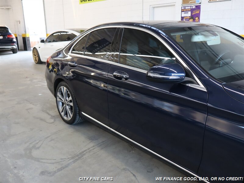 2017 Mercedes-Benz C 300   - Photo 11 - Panorama City, CA 91402
