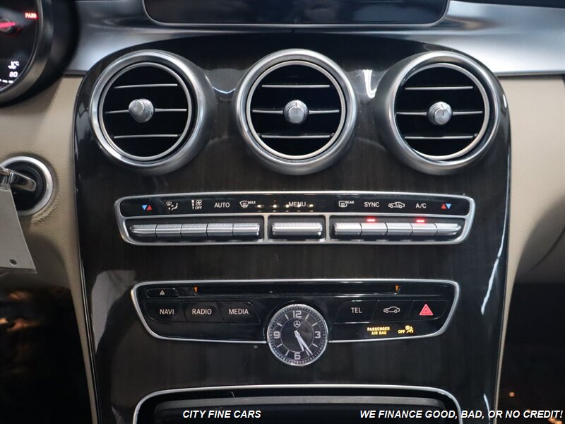 2017 Mercedes-Benz C 300   - Photo 22 - Panorama City, CA 91402