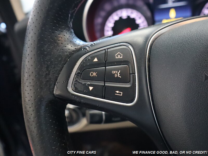 2017 Mercedes-Benz C 300   - Photo 17 - Panorama City, CA 91402