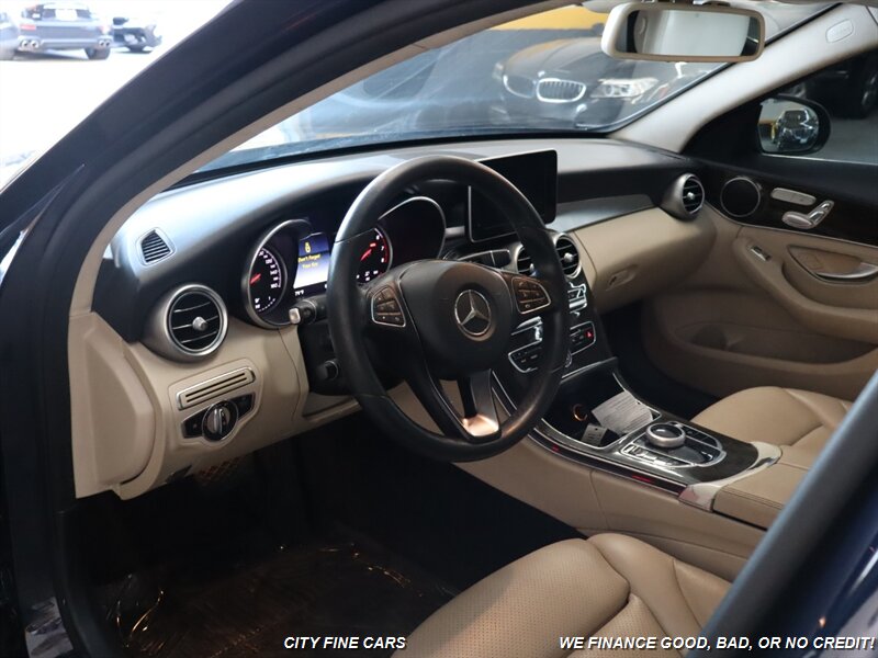2017 Mercedes-Benz C 300   - Photo 14 - Panorama City, CA 91402