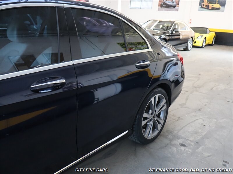 2017 Mercedes-Benz C 300   - Photo 6 - Panorama City, CA 91402