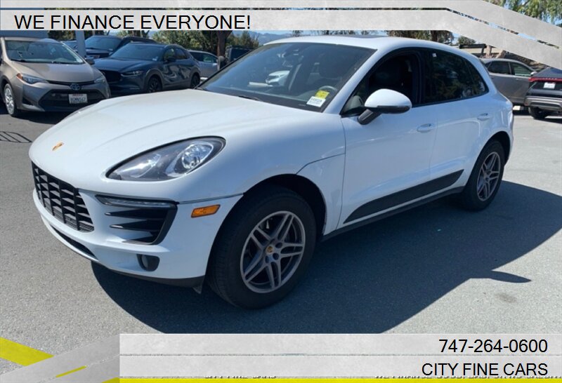 2017 Porsche Macan   - Photo 1 - Panorama City, CA 91402