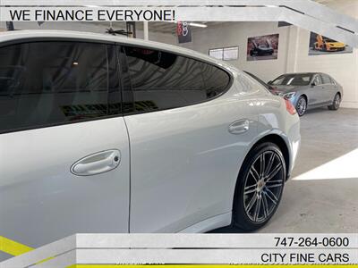 2015 Porsche Panamera   - Photo 7 - Panorama City, CA 91402