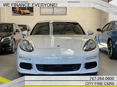 2015 Porsche Panamera   - Photo 2 - Panorama City, CA 91402