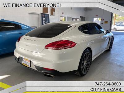 2015 Porsche Panamera   - Photo 10 - Panorama City, CA 91402