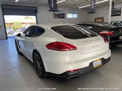 2015 Porsche Panamera   - Photo 8 - Panorama City, CA 91402