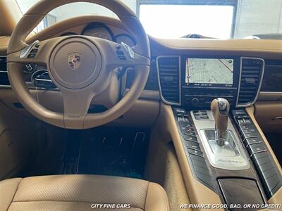 2015 Porsche Panamera   - Photo 22 - Panorama City, CA 91402