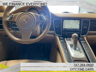 2015 Porsche Panamera   - Photo 22 - Panorama City, CA 91402